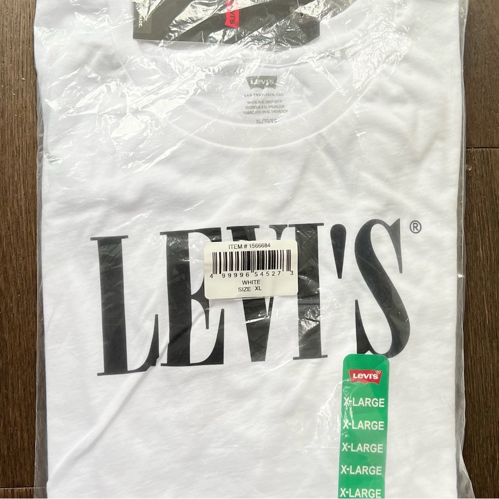 Levi's Perfect 90’s Logo T-Shirt White with Black Logo Tee Shirt size XL